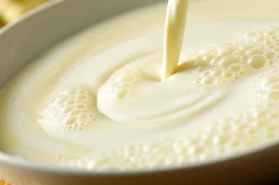 Illustration creams - Image 1