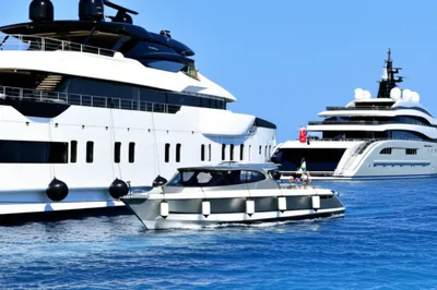 Illustration launch - Image 1