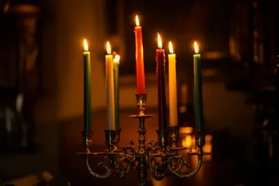 Illustration candelabrum