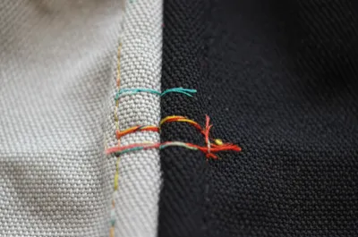 Illustration seam - Image 1