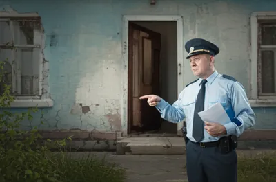 Illustration bum - Image 1