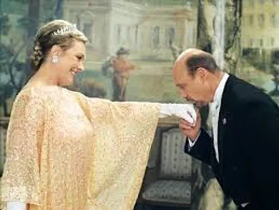 Illustration deference - Image 2