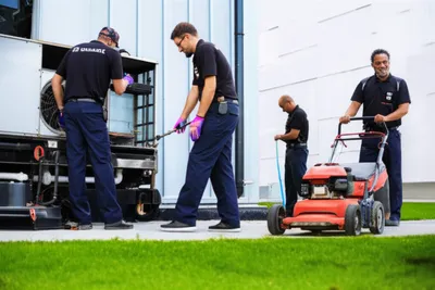 Illustration contractor - Image 1