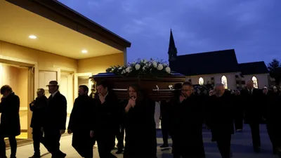 Illustration removal - Image 1