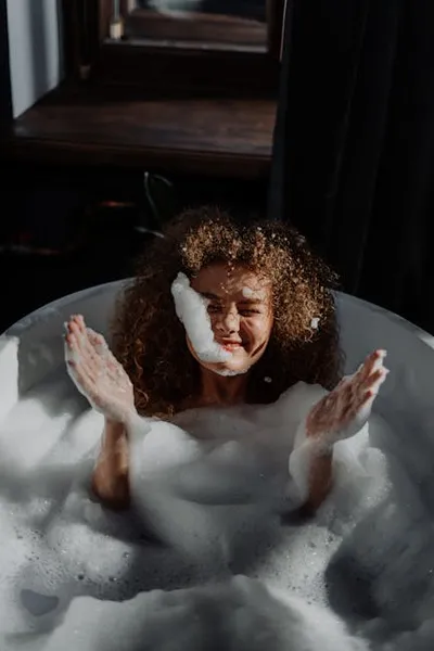 Illustration bathing - Image 2