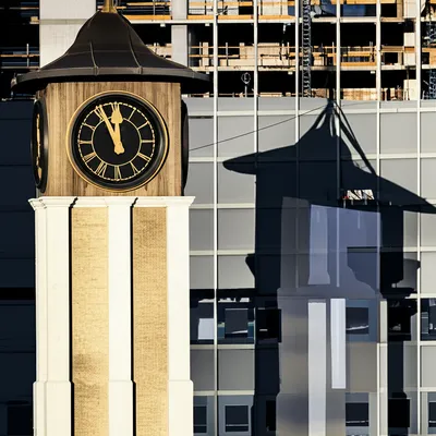 Illustration premised - Image 1