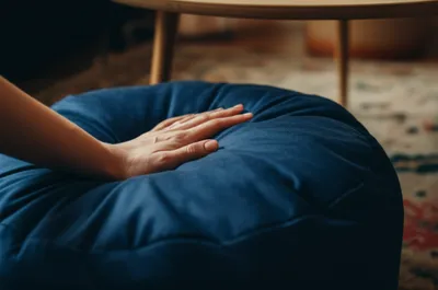 Illustration pouffe - Image 1