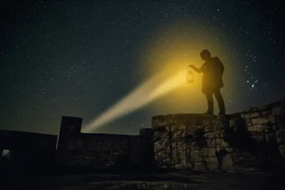 Illustration waits - Image 1