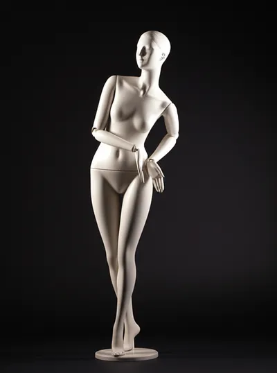 Illustration posed - Image 1