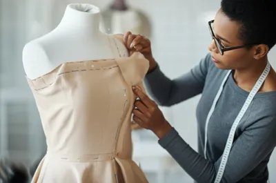 Illustration dresses - Image 1