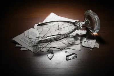 Illustration scandals