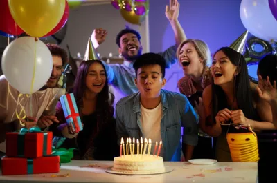 Illustration eighteenths - Image 1