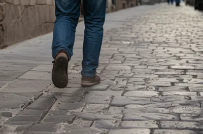 Illustration scuffles - Image 1