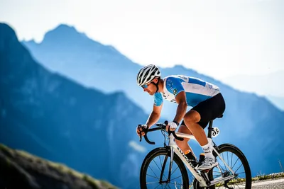 Illustration climbers - Image 1