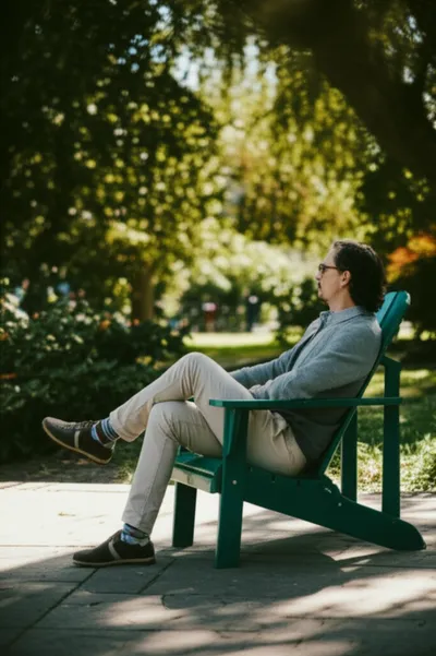 Illustration seated - Image 1